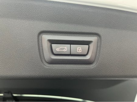 2025 BMW i4 - thumbnail 8