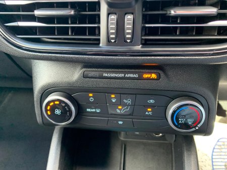 2019 Ford Focus - thumbnail 21