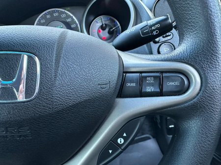 2012 Honda Fit 1.3 CVT HYBRID 88 BHP AUTO €5,450 thumbnail