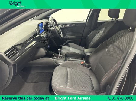 2022 Ford Focus - thumbnail 19