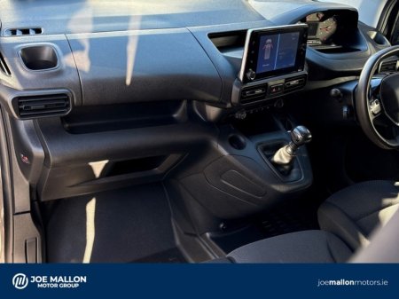 2024 Peugeot Partner PARTNER PRO PLUS 1.5 HDI 100 1 thumbnail