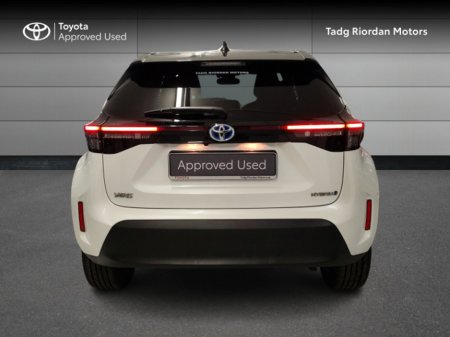 2023 Toyota Yaris Cross LUNA SPORT €31,950