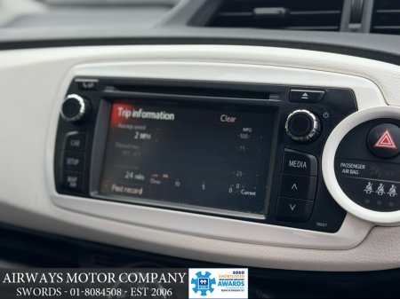 2013 Toyota Yaris 1.33 VVT-I TREND 5DR - FRESH NCT €6,950 thumbnail