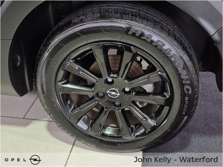 2023 Opel Crossland SRI 1.5 Turbo D 110PS €19,995 thumbnail