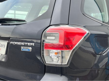 2018 Subaru Forester - thumbnail 11