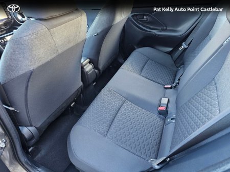 2023 Toyota Yaris Cross YARIS CROSS LUNA €27,900 thumbnail