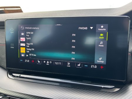 2022 Skoda Octavia vRS 2.0TDi DSG ESTATE 200HP €35,990 thumbnail