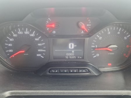 2020 Peugeot Partner - thumbnail 9