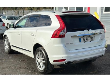 2017 Volvo XC60 - thumbnail 11