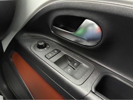 2016 Volkswagen up! 1.0i Petrol Jeans Up Automatic €10,750 thumbnail