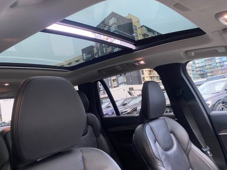 2022 Volvo XC90 - thumbnail 18