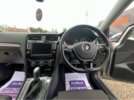 2017 Volkswagen Golf - thumbnail 16