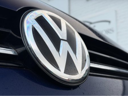 2017 Volkswagen Golf 1.4 TSI 140HP HIGHLINE AUTO €18,950 thumbnail