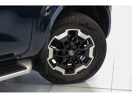 2021 Nissan Navara TEKNA 2.3DCi AUTOMATIC €32,899 thumbnail