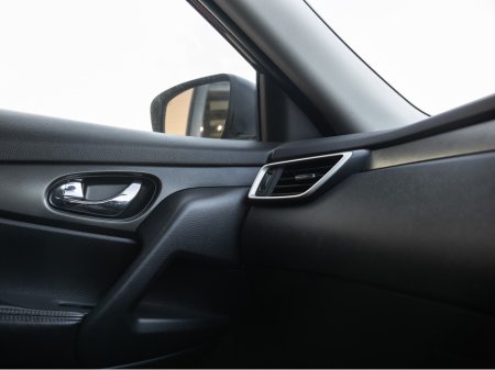 2015 Nissan X-Trail - thumbnail 14