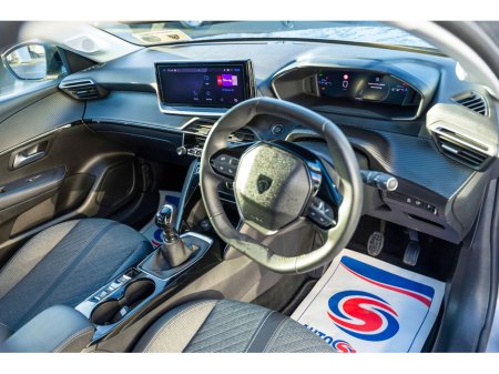 2024 Peugeot 208 2024 Peugeot 208 1.2 Puretech 100bhp Allure Pack thumbnail