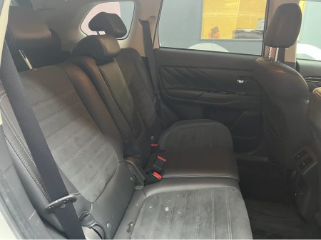 2019 Mitsubishi Outlander €23450! 2019 MITSUBISHI OUTLANDER PHEV G 2.4 AUTOMATIC / ELECTRIC HEATED SEATS / CRUISE CONTROL €23,450 thumbnail