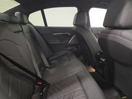 2025 BMW 5 Series - thumbnail 22