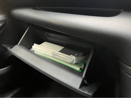 2020 Toyota Yaris - thumbnail 15