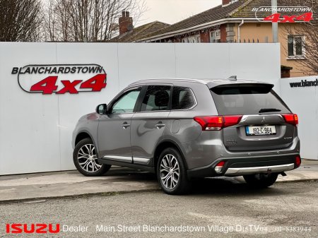 2019 Mitsubishi Outlander DIESEL AWD 6 SPEED MANUAL 7 SEATER €22,900 thumbnail