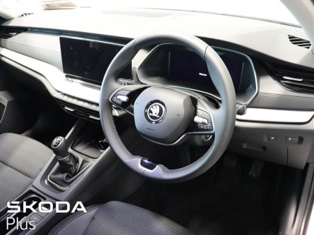 2025 Skoda Octavia Selection 2.0TDI 115HP €32,950 thumbnail