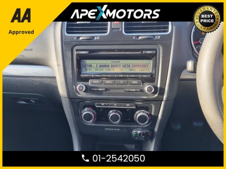 2010 Volkswagen Golf - thumbnail 13