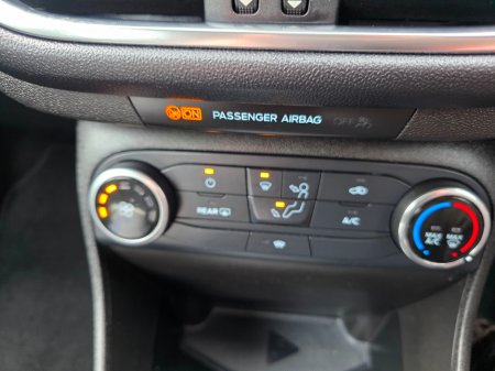 2018 Ford Fiesta Titanium 1.10 85PS 5SPD 4DR €12,950 thumbnail