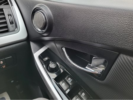 2018 Ssangyong Korando - thumbnail 29