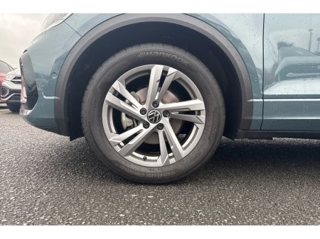 2025 Volkswagen T-Roc R-LINE TSI S-A DSG €41,150