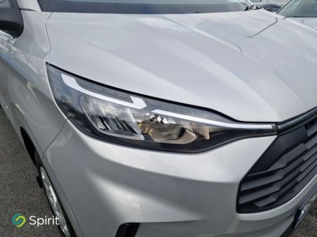 2025 Ford Transit - thumbnail 19