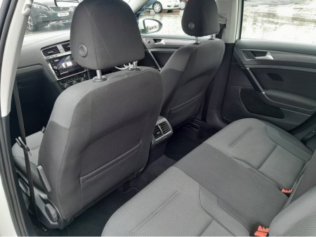 2017 Volkswagen Golf - thumbnail 20