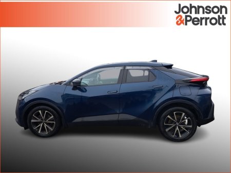 2024 Toyota C-HR 1.8 HYBRID SPORT €35,900 thumbnail