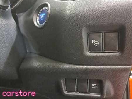 2020 Toyota C-HR 2.0 HYBRID LAUNCH EDITION €24,880 thumbnail