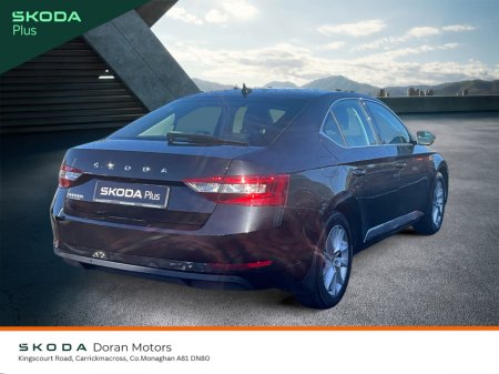 2024 Skoda Superb - thumbnail 5