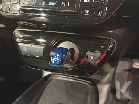 2021 Toyota Prius - thumbnail 19