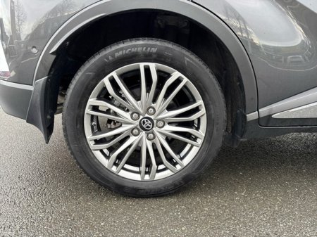 2023 Toyota C-HR - thumbnail 11