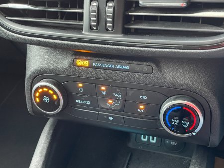 2021 Ford Focus 212 1 OWNER ST-LINE EDITION TDCI 120 HIGH SPEC! €19,995 thumbnail