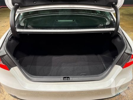 2021 Toyota Camry - thumbnail 11