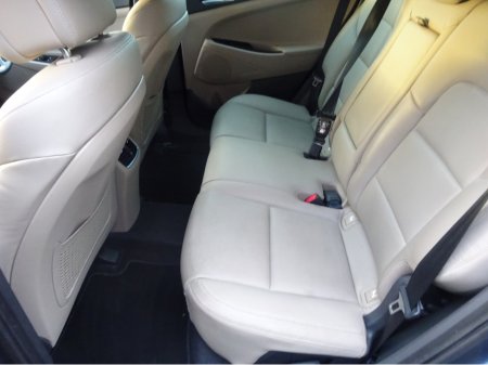 2017 Hyundai Tucson 1.7 EXECUTIVE 5 DOOR LOW MILEAGE €11,950 thumbnail