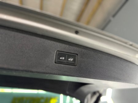 2018 Volkswagen Tiguan - thumbnail 15