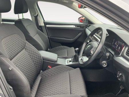 2023 Skoda Superb AMBITION 2.0 TDI 150HP 5DR €34,500 thumbnail