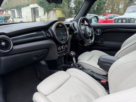 2017 MINI Hatch - thumbnail 15