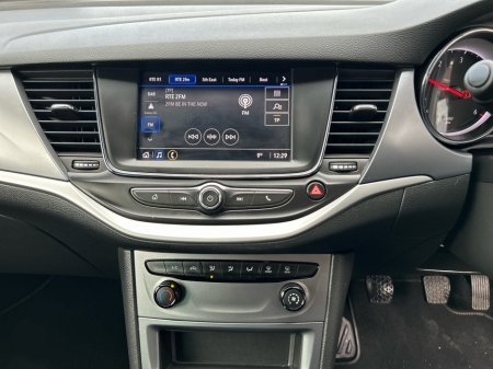 2021 Opel Astra 1.5 TURBO D 105PS 5DR €18,950 thumbnail