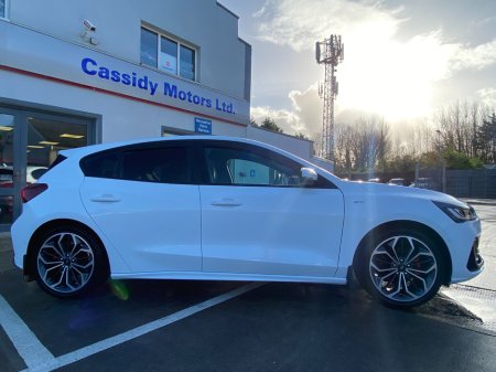 2023 Ford Focus - thumbnail 13