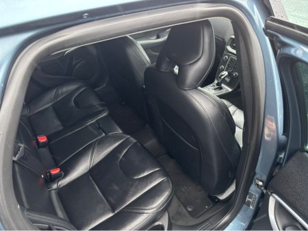 2014 Volvo V40 - thumbnail 1