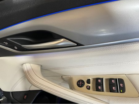 2021 BMW 5 Series - thumbnail 19