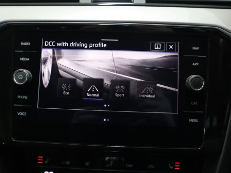 2021 Volkswagen Passat - thumbnail 25