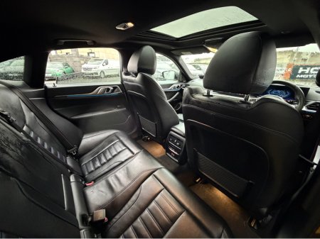 2023 BMW i4 M-SPORT..SUNROOF..KEYLESS ENTRY €32,350 thumbnail