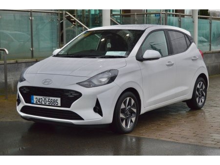 2024 Hyundai i10 i10 Deluxe Plus Auto €21,995 thumbnail