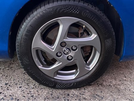 2015 Toyota Yaris ICON CVT 5DR AUTO 1.5 VVT-I 98BHP €10,945 thumbnail